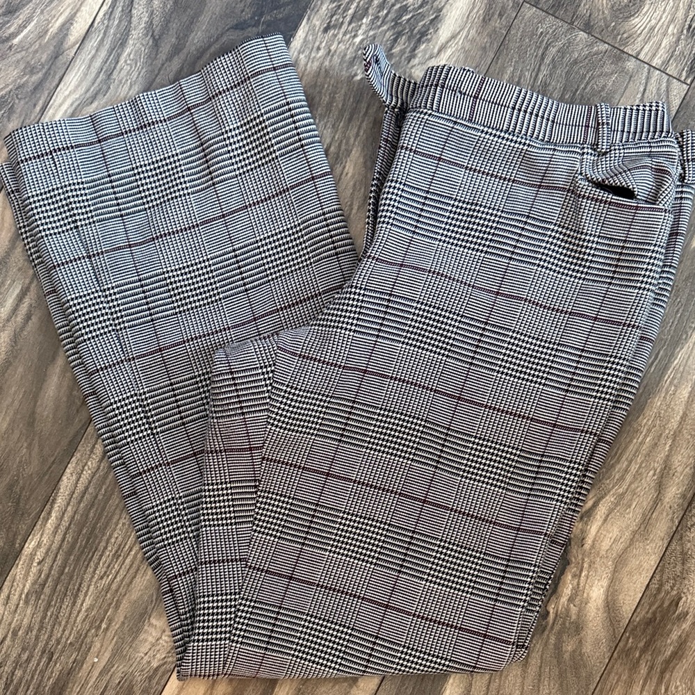 Stylish Black and White Plaid Women's Pants